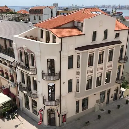 Penthouse Sea Suite Aparthotel Constanta